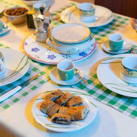 B&B La Stradella 오스투니 외부 사진