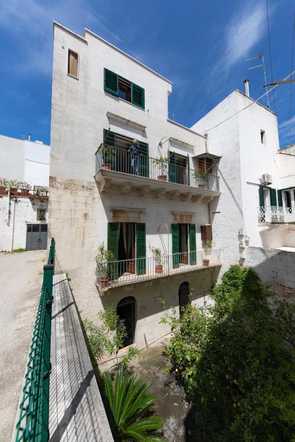 B&B La Stradella 오스투니 외부 사진